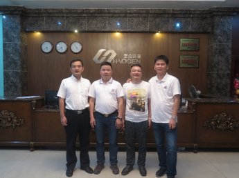 豪森董事长俞文森：积极配合协会工作